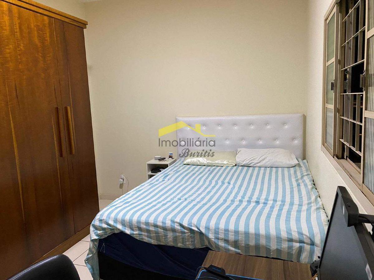 Casa, Milionários, 4 Quartos, 4 Vagas, 1 Suíte