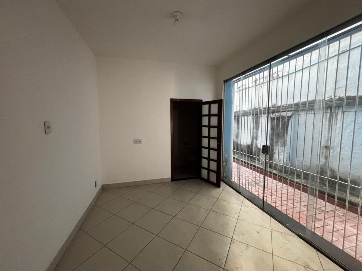 Casa, Santa Cruz, 5 Quartos, 0 Vaga