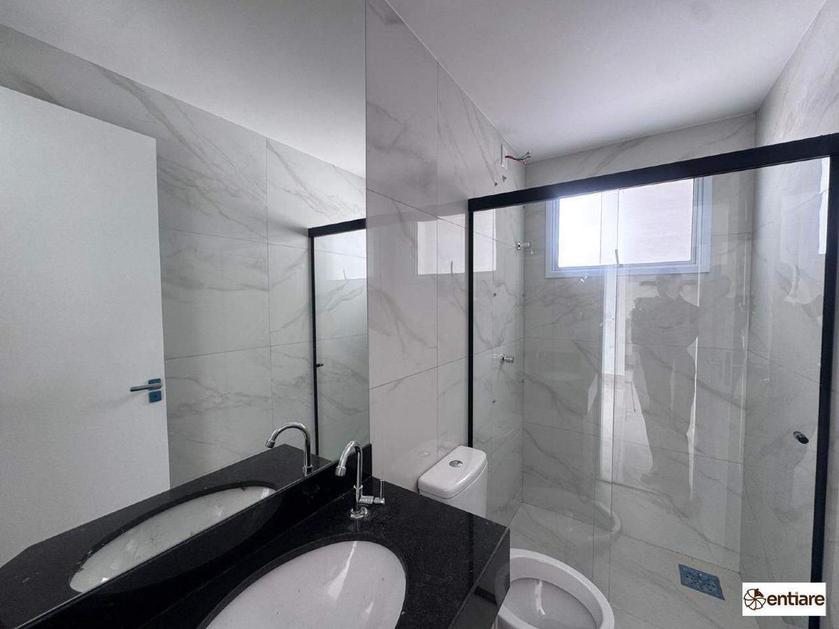 Apartamento, Centro, 2 Quartos, 2 Vagas, 1 Suíte