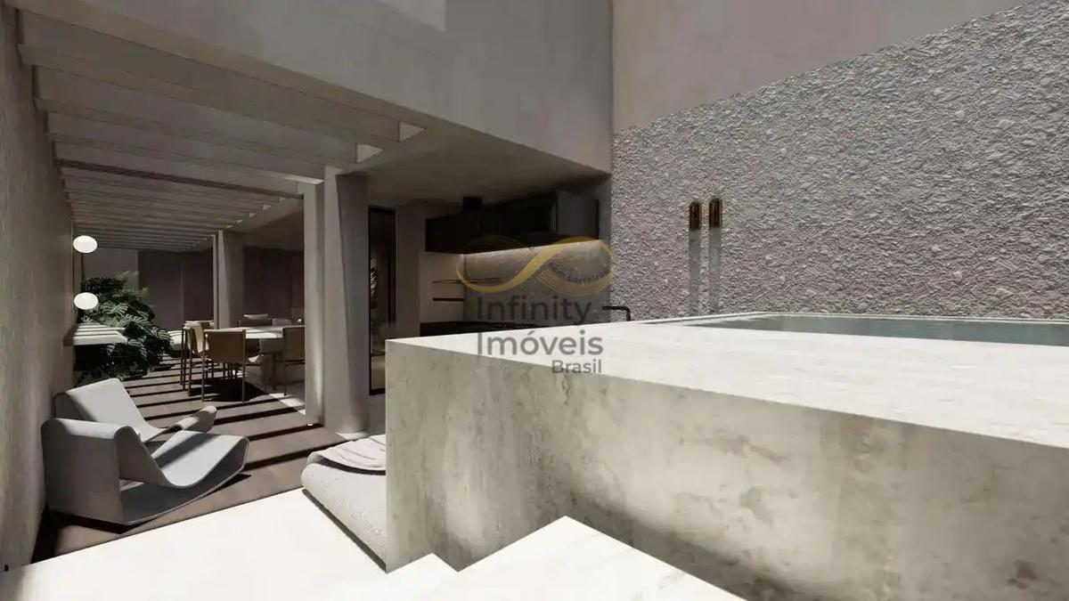 Apartamento, Funcionários, 4 Quartos