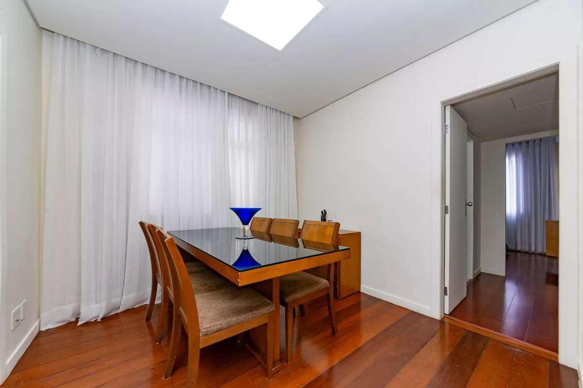 Apartamento, Coração de Jesus, 3 Quartos, 1 Vaga, 1 Suíte