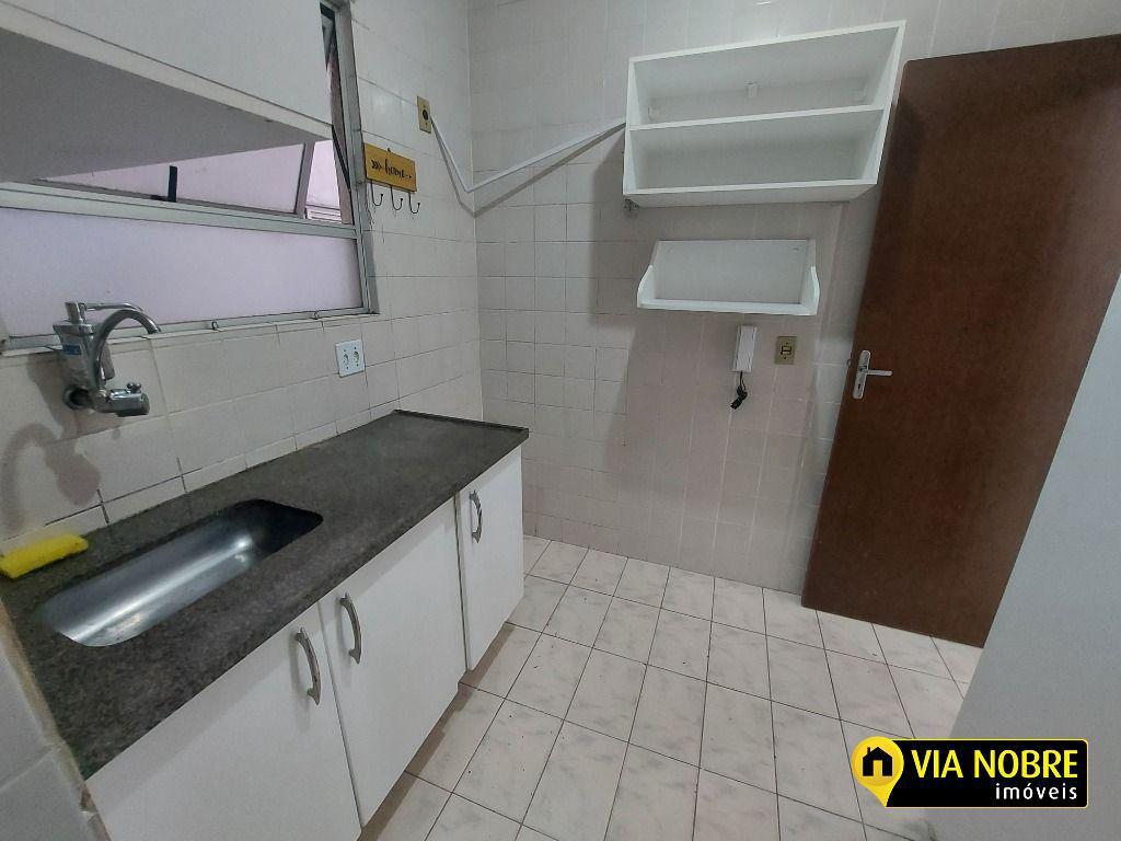 Apartamento, Estoril, 3 Quartos, 1 Vaga, 1 Suíte