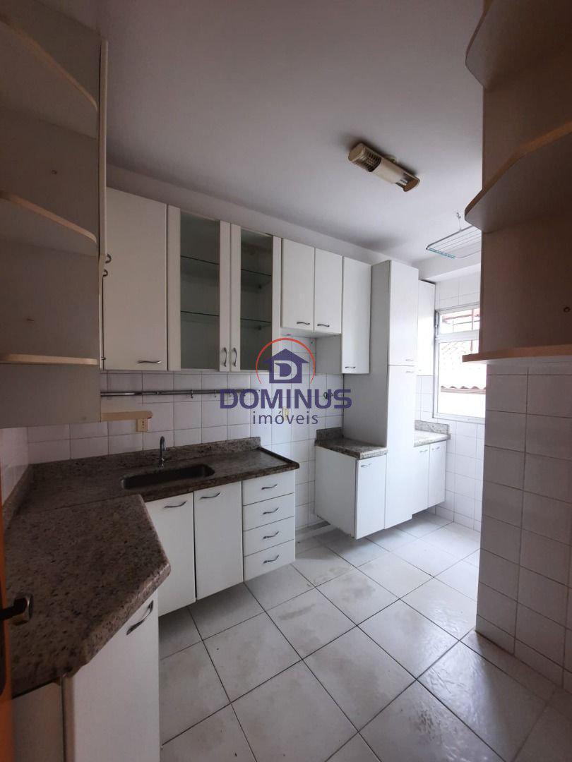 Apartamento, Floresta, 2 Quartos, 1 Vaga