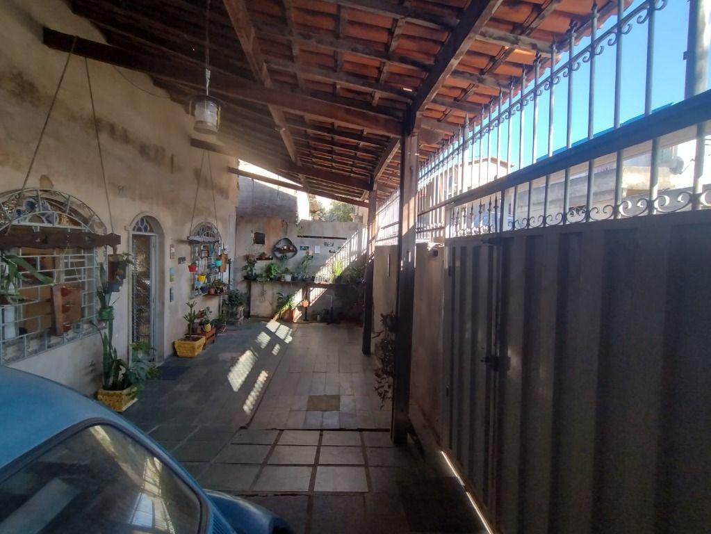 Casa, Itacolomi, 3 Quartos, 2 Vagas, 1 Suíte