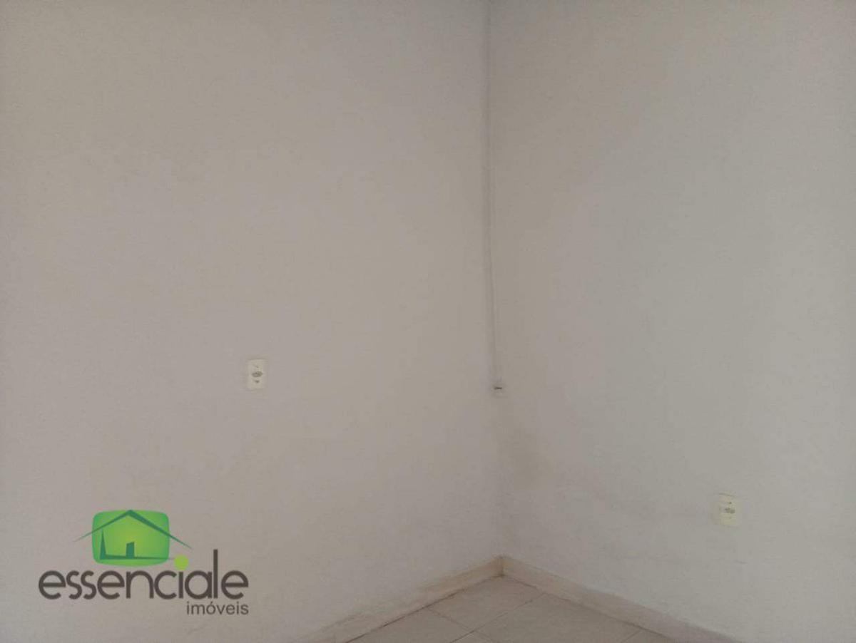 Casa, Bandeirantes, 1 Quarto, 0 Vaga