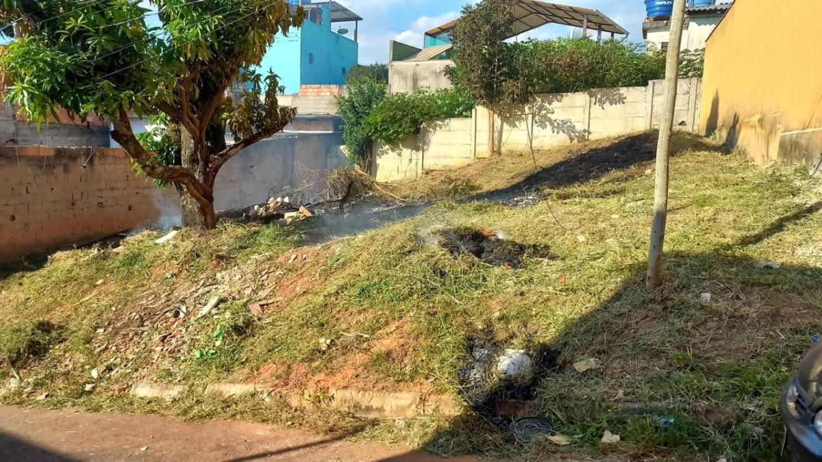 Lote, Residencial Lajinha (parque Durval de Barros), 0 Quarto, 0 Vaga