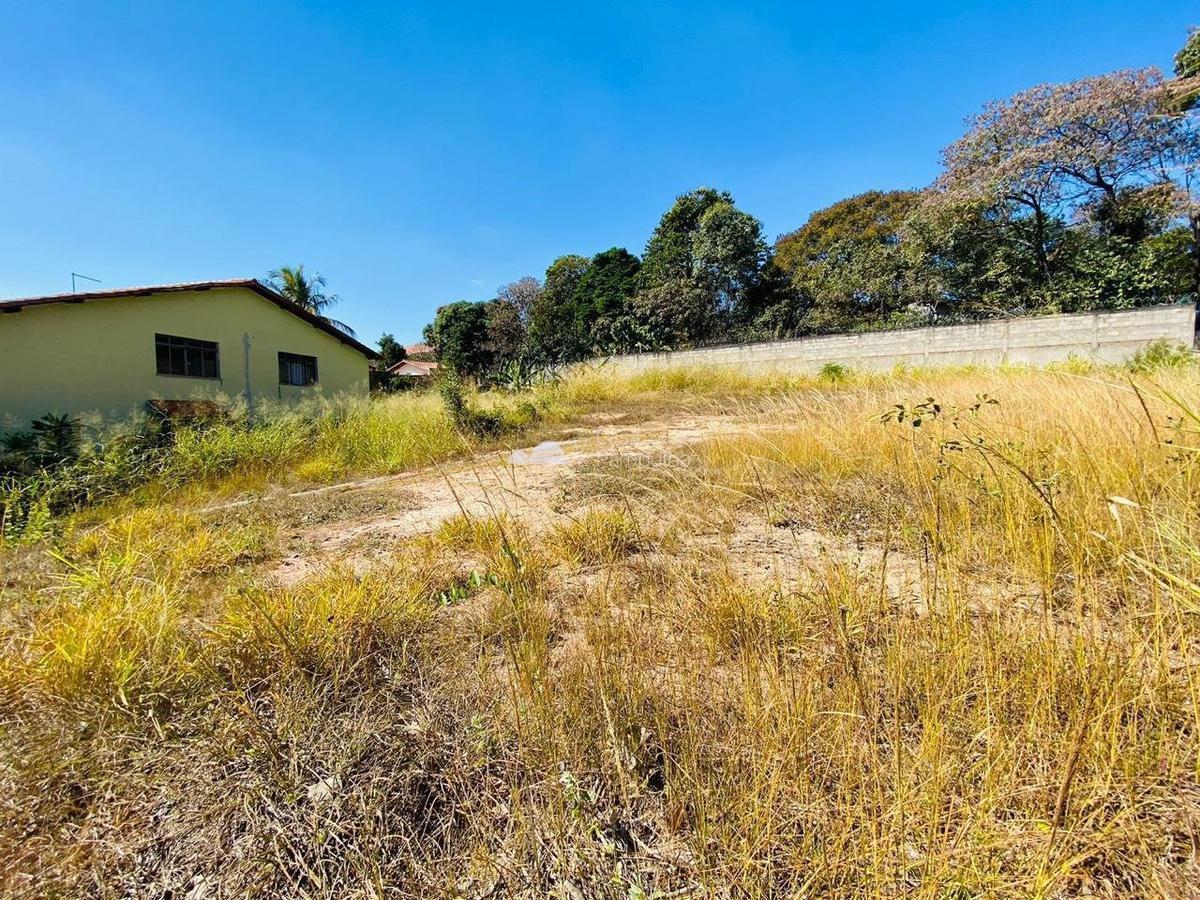 Lote, São Luiz (pampulha), 0 Quarto, 0 Vaga