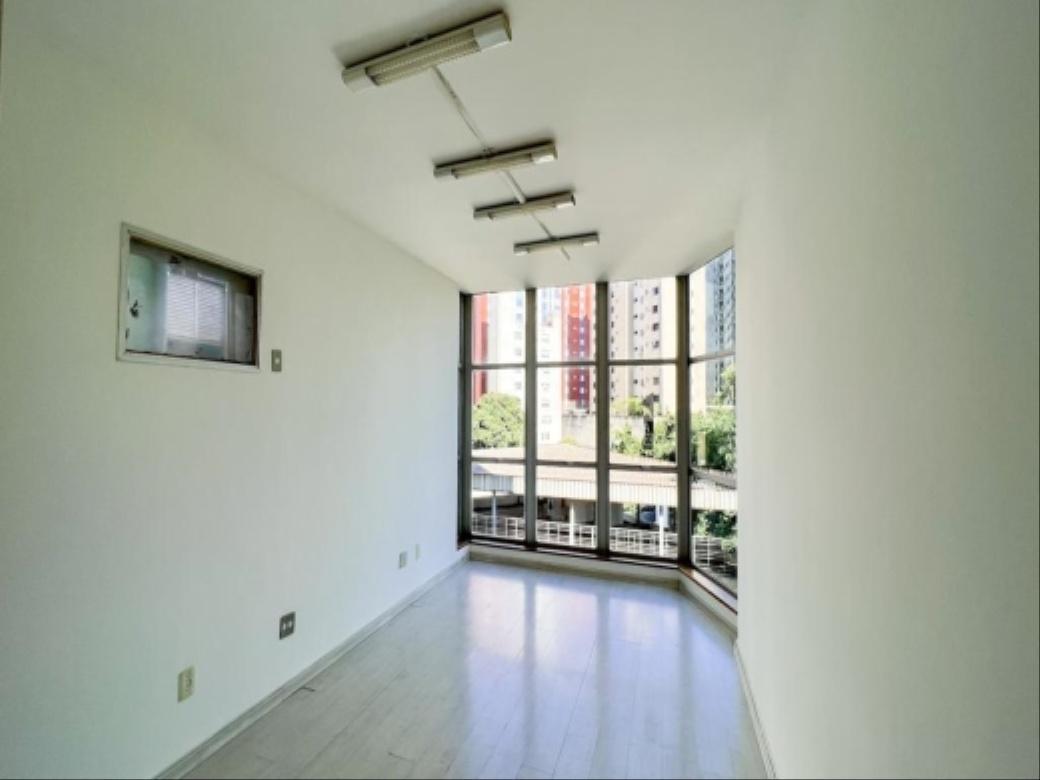 Andar, Santa Efigênia, 0 Quarto, 2 Vagas
