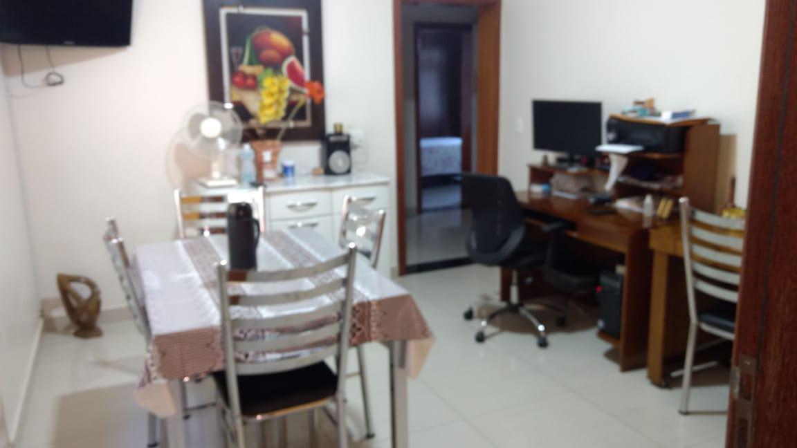 Casa, Alto dos Pinheiros, 4 Quartos, 2 Vagas, 2 Suítes