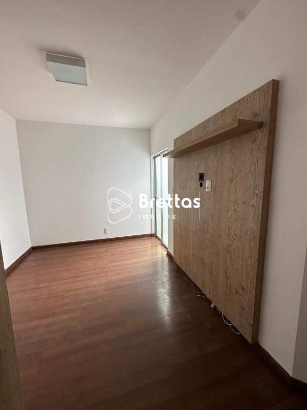 Apartamento, Centro, 0 Quarto, 0 Vaga