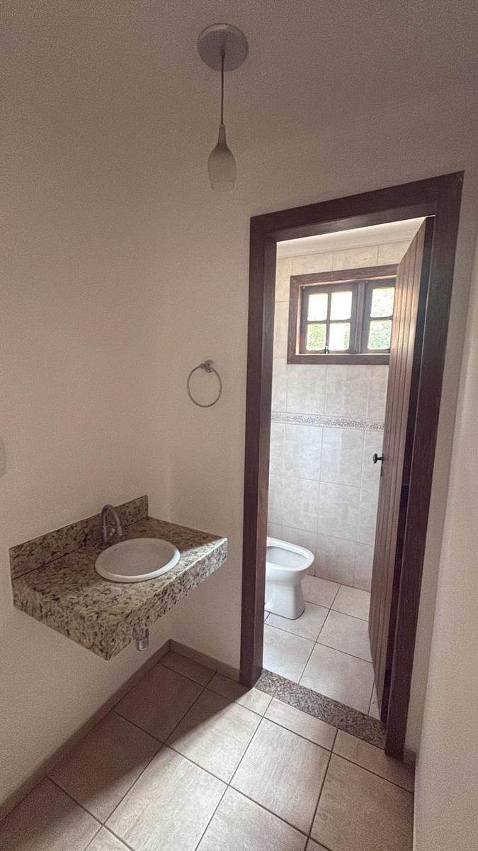 Casa, Bela Vista, 4 Quartos, 0 Vaga, 1 Suíte