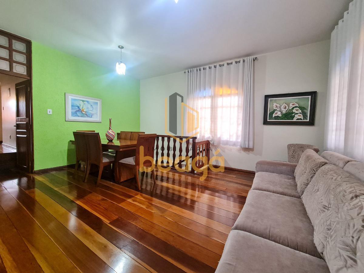 Casa, Santa Mônica, 3 Quartos, 2 Vagas, 2 Suítes