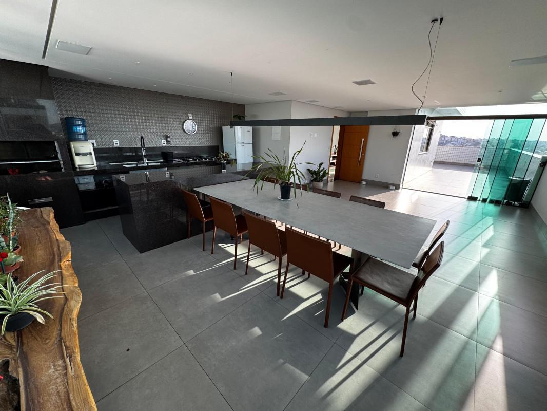 Cobertura, Fernão Dias, 4 Quartos, 4 Vagas, 1 Suíte