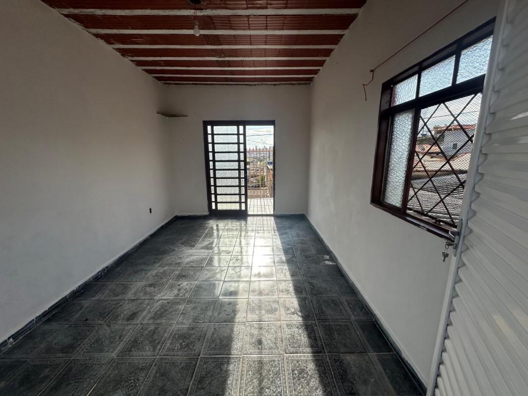 Casa, São Francisco, 0 Quarto, 0 Vaga