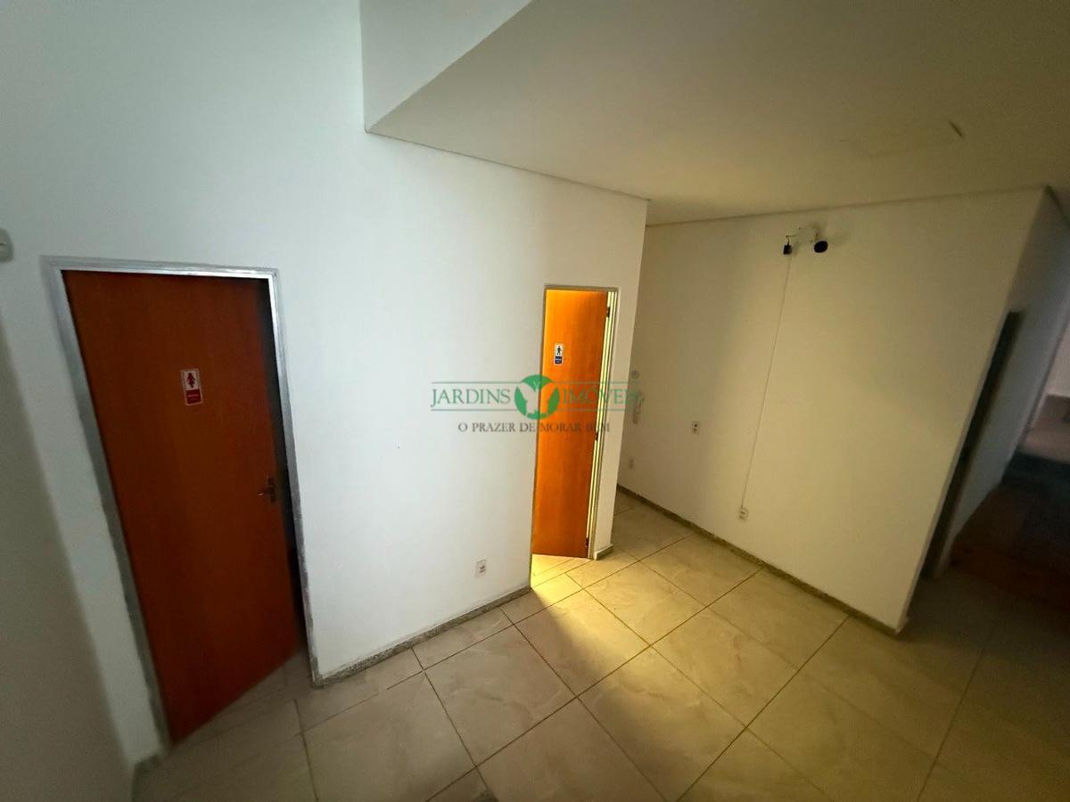 Galpão, São Francisco, 0 Quarto, 0 Vaga