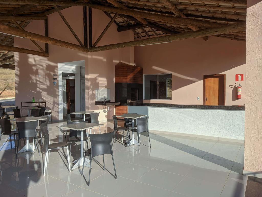 Lote, Centro, 0 Quarto, 0 Vaga