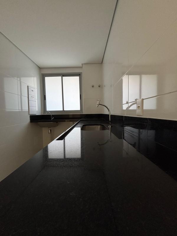 Apartamento, Sagrada Família, 3 Quartos, 2 Vagas, 1 Suíte