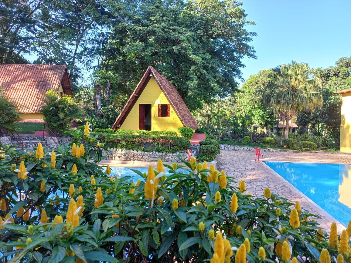 Hotel, Bandeirinhas, 12 Quartos, 100 Vagas