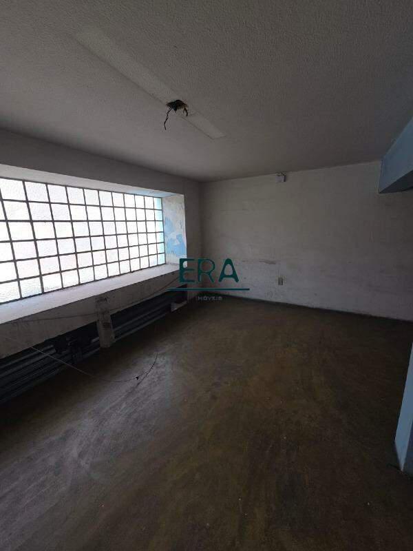 Andar, Centro, 0 Quarto, 0 Vaga