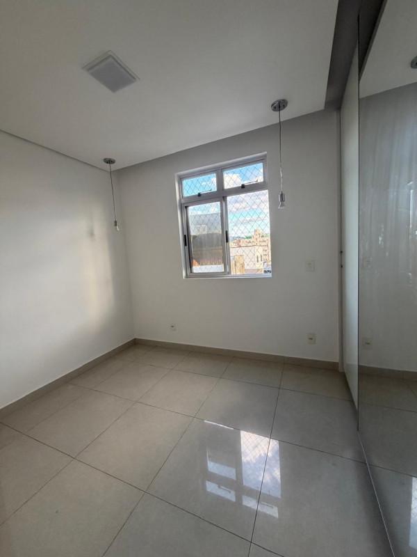 Apartamento, Sagrada Família, 3 Quartos, 2 Vagas, 1 Suíte