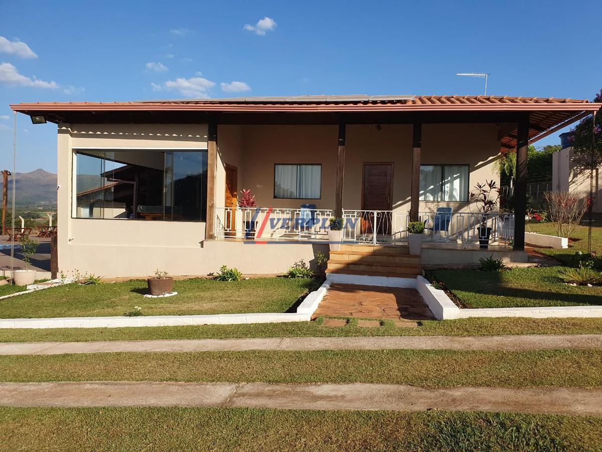 Rural, Centro, 6 Quartos, 4 Vagas, 3 Suítes