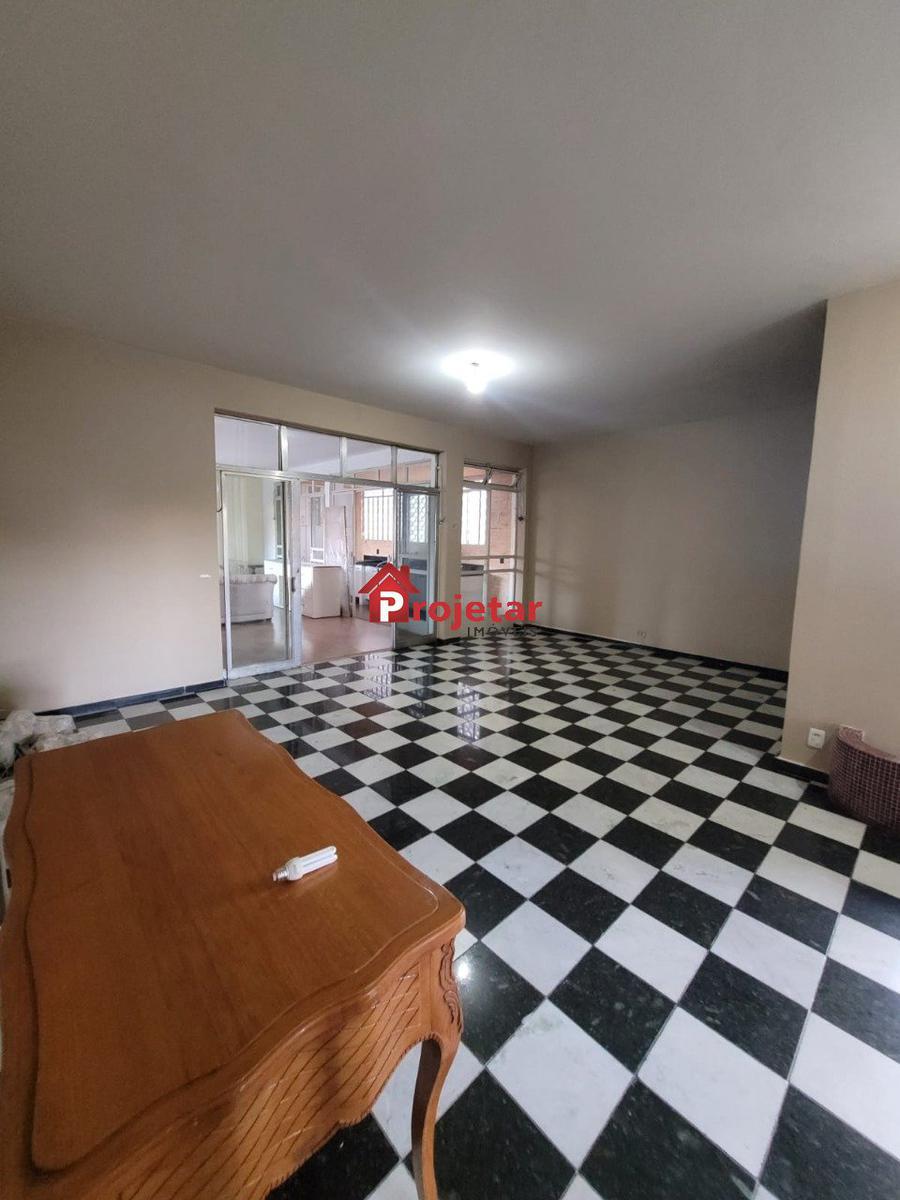 Casa, Cidade Jardim, 8 Quartos, 4 Vagas, 3 Suítes