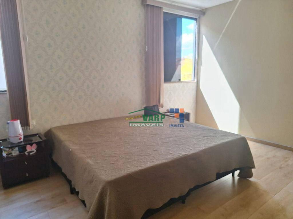 Casa, Paciência, 4 Quartos, 0 Vaga, 3 Suítes