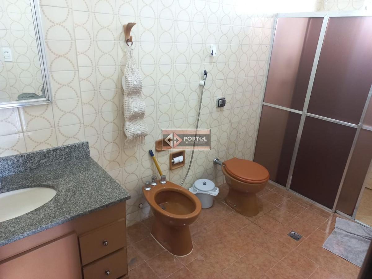 Casa, Planalto, 3 Quartos, 3 Vagas, 1 Suíte