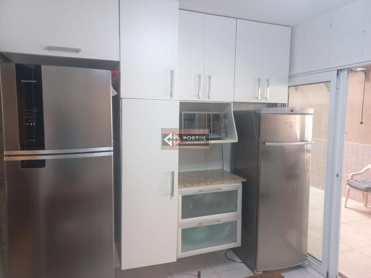 Casa, Itapoã, 3 Quartos, 4 Vagas, 1 Suíte