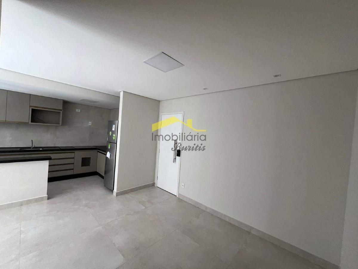 Apartamento, Buritis, 2 Quartos, 1 Vaga, 1 Suíte