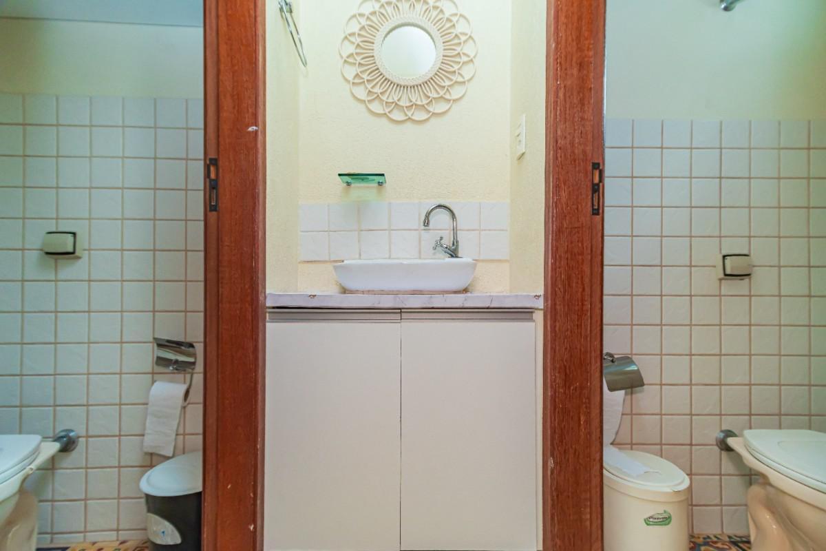 Casa, Itapoã, 4 Quartos, 2 Vagas, 1 Suíte