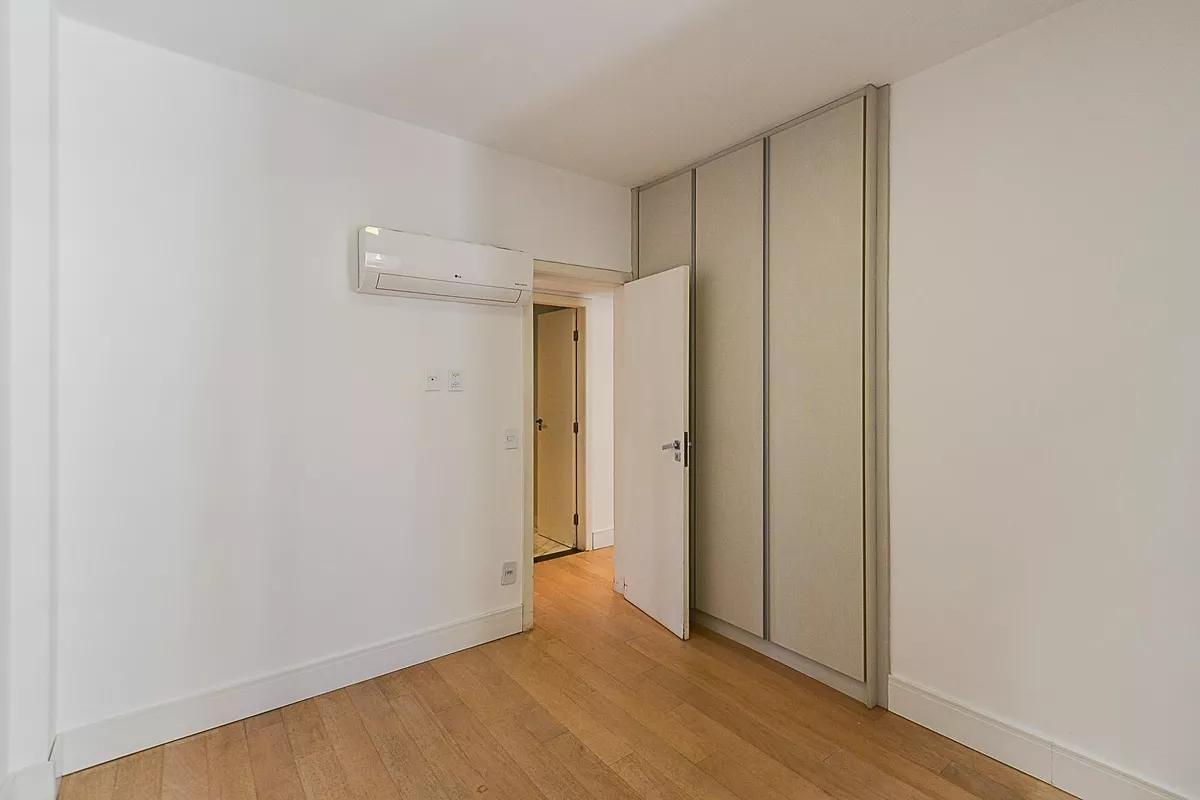 Apartamento, Savassi, 4 Quartos, 2 Vagas, 1 Suíte
