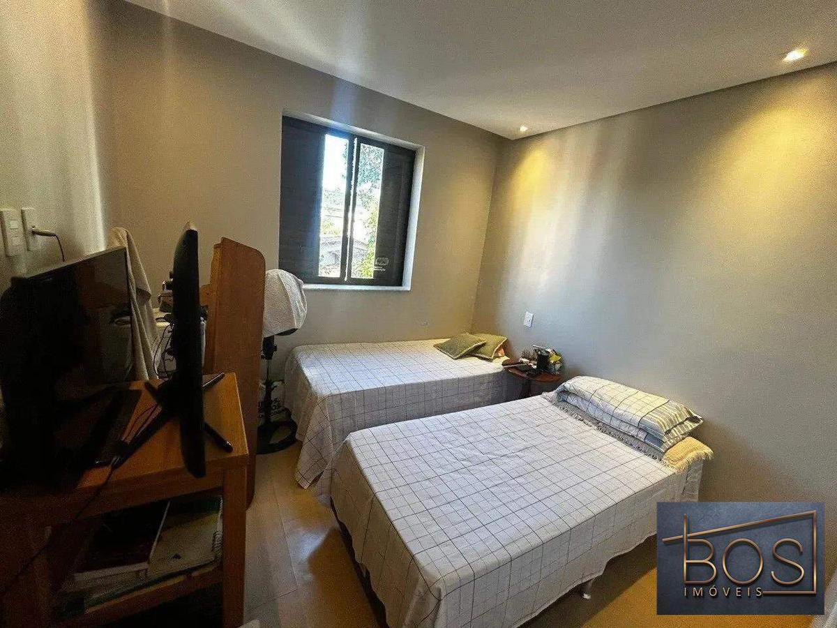 Apartamento, Vila Paris, 4 Quartos, 2 Vagas, 1 Suíte