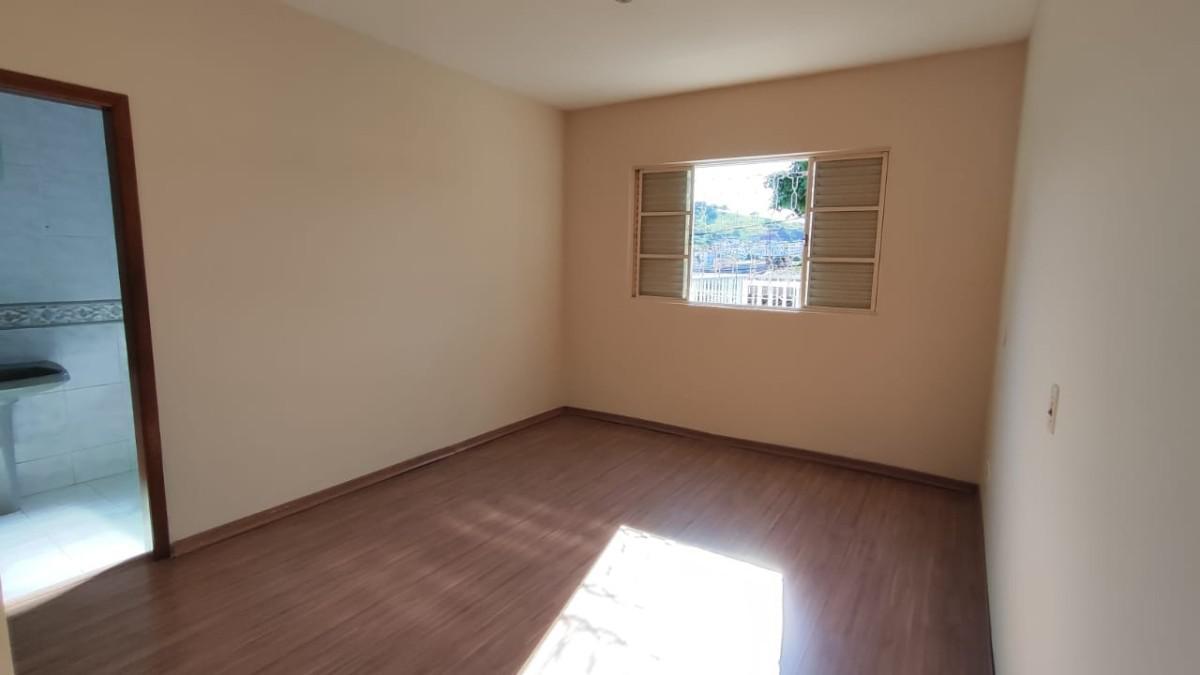 Casa, Alípio de Melo, 2 Quartos, 2 Vagas, 1 Suíte