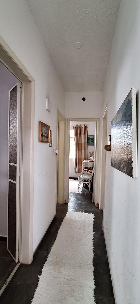 Casa, Tirol, 2 Quartos, 1 Vaga, 1 Suíte