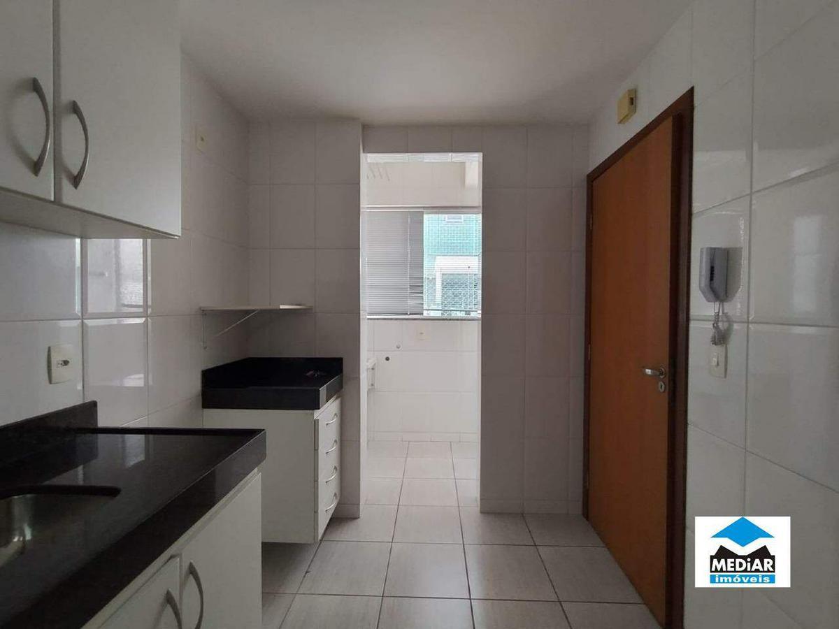 Apartamento, Sagrada Família, 3 Quartos, 2 Vagas, 1 Suíte