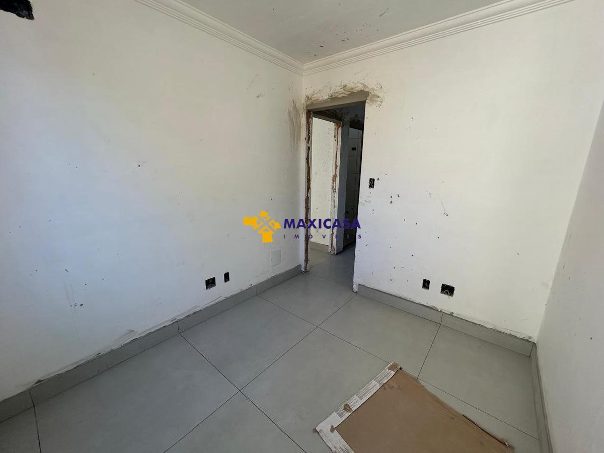 Casa, Itapoã, 3 Quartos, 1 Vaga, 1 Suíte