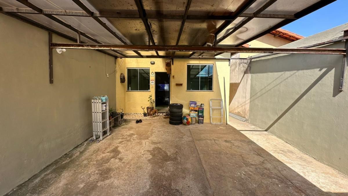 Casa, Tangará, 2 Quartos, 3 Vagas
