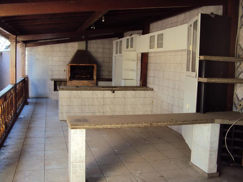 Casa, Vila Clóris, 3 Quartos, 4 Vagas, 1 Suíte
