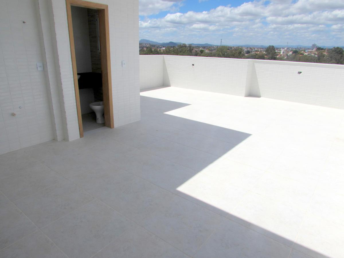 Apartamento, Planalto, 4 Quartos, 4 Vagas, 2 Suítes