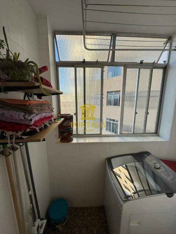 Apartamento, Floresta, 1 Quarto, 0 Vaga