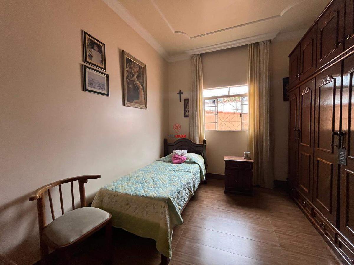 Casa, Diamante, 4 Quartos, 2 Vagas, 1 Suíte