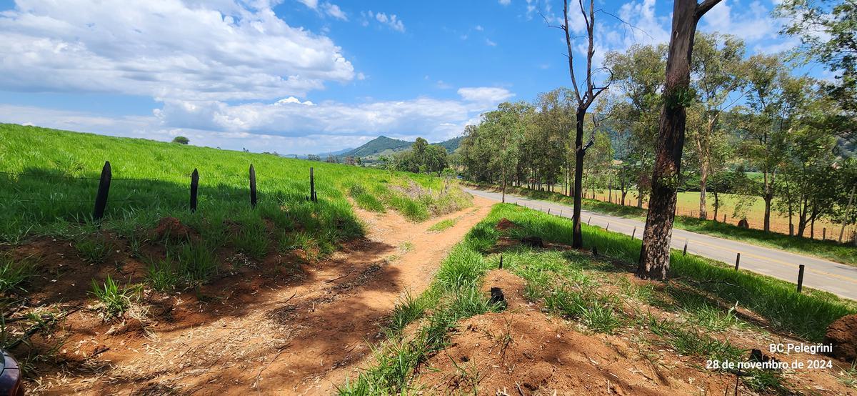 Fazenda, Zona Rural, 2 Quartos, 0 Vaga
