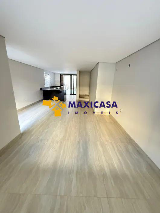 Casa, Jaraguá, 4 Quartos, 4 Vagas, 1 Suíte