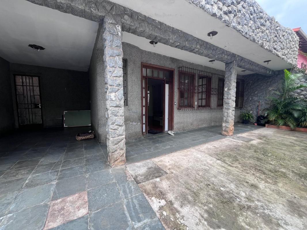 Casa, Santa Helena, 3 Quartos, 4 Vagas, 1 Suíte