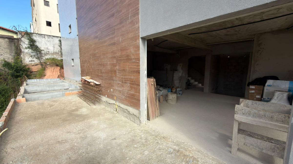Apartamento, Castelo, 4 Quartos, 3 Vagas, 2 Suítes