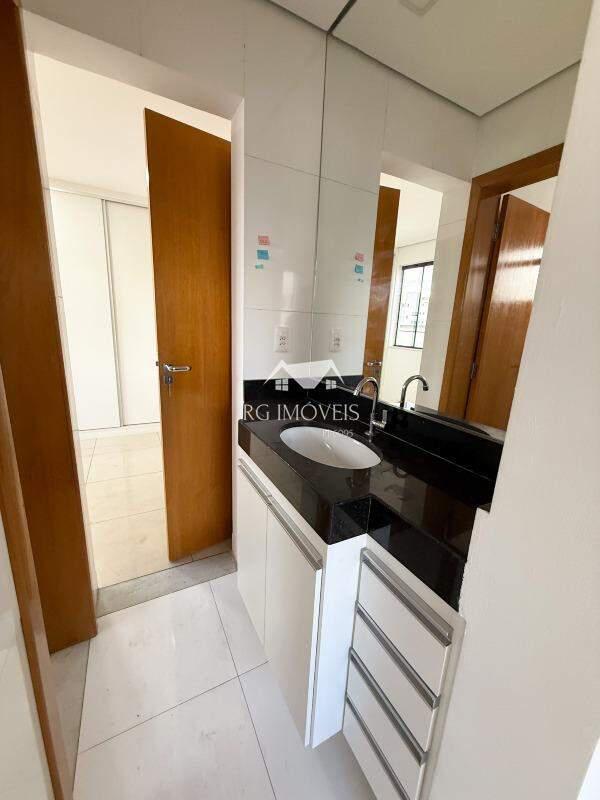 Cobertura, Barreiro, 3 Quartos, 4 Vagas, 2 Suítes