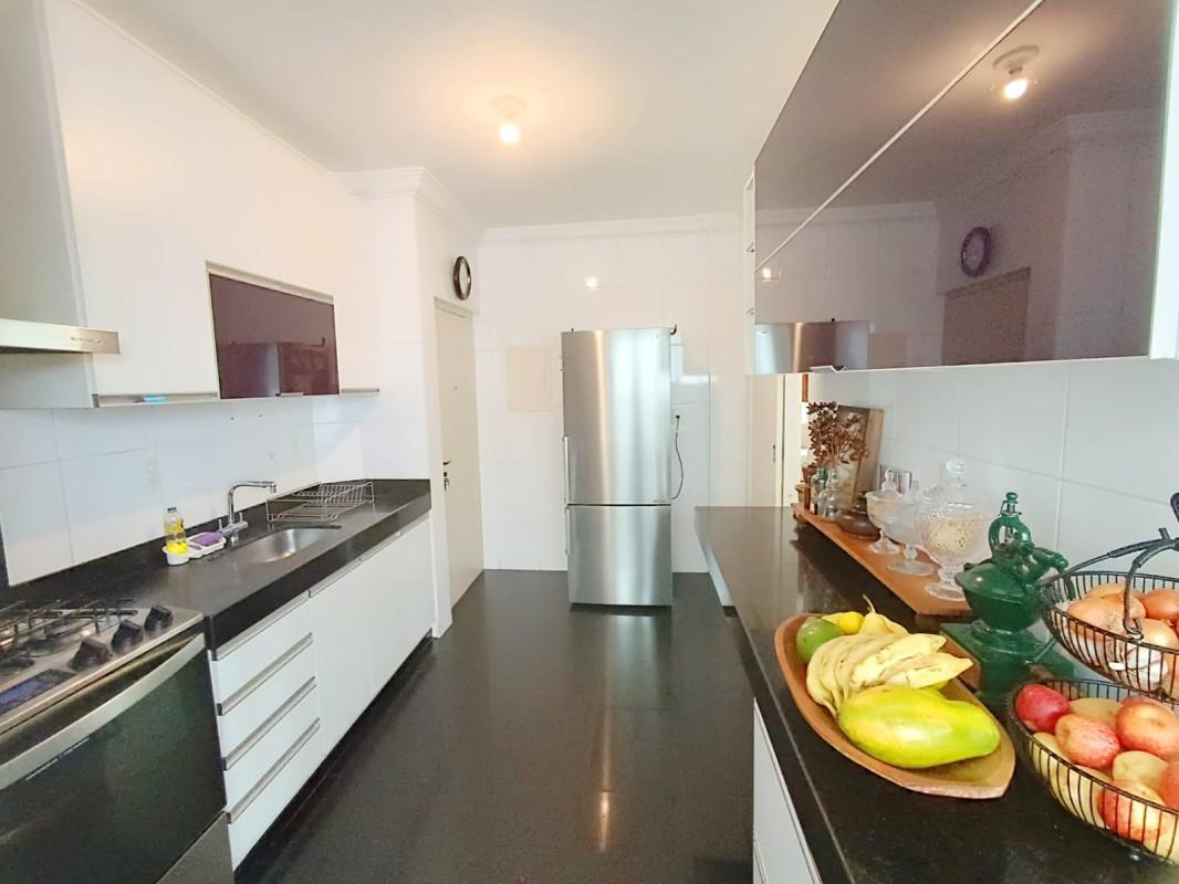 Apartamento, Jaraguá, 4 Quartos, 3 Vagas, 2 Suítes