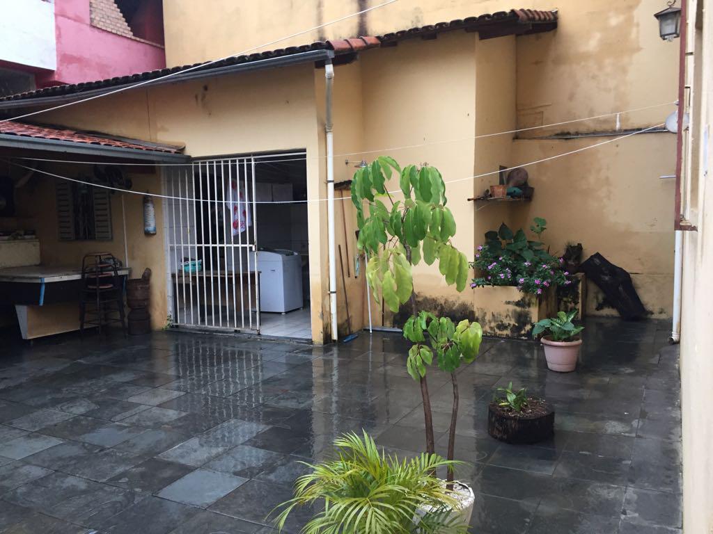 Casa, Caiçaras, 6 Quartos, 6 Vagas, 3 Suítes