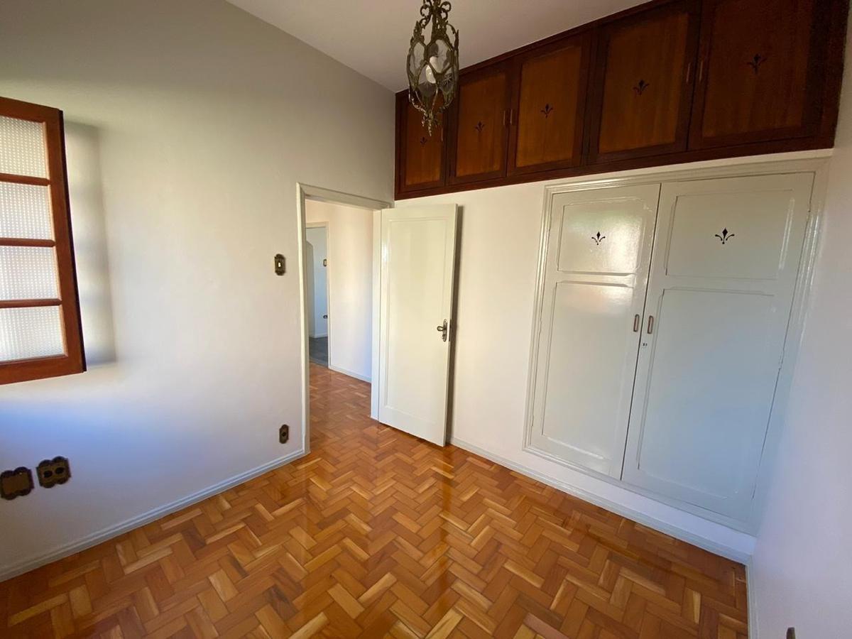 Casa Comercial, Floresta, 4 Quartos, 1 Vaga, 1 Suíte